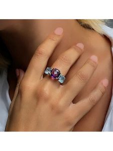 Les Petites Précieuses Srebrny pierścionek z topazem i ametystem rozmiar: 58. Niebieskie pierścionki Les Petites Précieuses, z ametystem, srebrne. Za 251,45 zł.