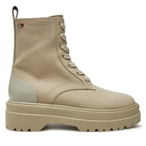 Trapery Tommy Hilfiger. Brązowe buty zimowe TOMMY HILFIGER, bez obcasa, bez zapięcia. Za 799,99 zł.