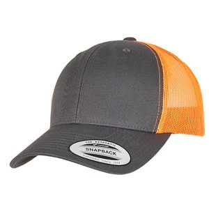 Dwukolorowa Czapka Trucker Retro. Brązowe czapki FLEXFIT, bez wzorów, retro. Za 54,99 zł.