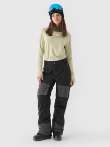 4F Spodnie narciarskie w kolorze czarnym rozmiar: L. Czarne spodnie sportowe 4f, l, bez wzorów, narciarskie. Za 273,95 zł.