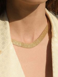 DIAMANTA Złoty naszyjnik "Maille Plate" - dł. 42 cm rozmiar: onesize. Żółte naszyjniki DIAMANTA, złote. Za 8 952,99 zł.