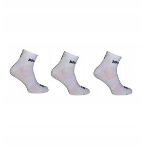 Skarpety turystyczne Salomon Active Wear Quarter 3 pary, niskie. Białe skarpetki Salomon, bez wzorów, z bawełny. Za 40,00 zł.