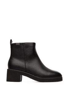 Camper Skórzane botki w kolorze czarnym rozmiar: 37. Czarne botki Camper, bez wzorów, ze skóry, bez obcasa, bez zapięcia. Za 252,45 zł.