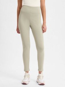 Ragwear Legginsy - Cleome Kobiety beżowy, XS. Brązowe legginsy Ragwear, bez wzorów. Za 139,95 zł.