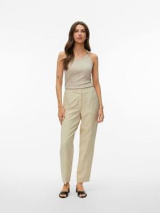Vero Moda Top w kolorze beżowym rozmiar: L. Brązowe topy Vero Moda, l, z aplikacjami, prążkowane, bez kołnierzyka, bez ramiączek. Za 74,63 zł.