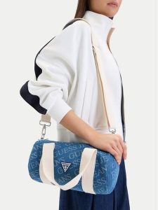 Guess Jeans Torebka CWBEO-GUESS-B-009-09 Niebieski. Niebieskie torebki klasyczne Guess Jeans, z aplikacjami, z jeansu, bez dodatków. Za 229,99 zł.