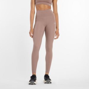 Legginsy damskie do jogi New Balance Harmony WP51126EAS – beżowe. Brązowe legginsy New Balance, bez wzorów, z lycry, z podwyższonym stanem. Za 259,99 zł.