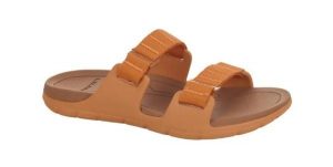 Klapki sportowe Way Slide. Niebieskie klapki Lizard, bez wzorów, z materiału, bez obcasa. Za 85,03 zł.