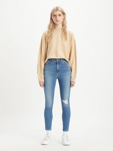 Levi´s Dżinsy - Skinny fit - w kolorze niebieskim rozmiar: W27/L32. Niebieskie jeansy z aplikacjami, z podwyższonym stanem. Za 114,17 zł.