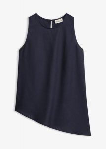 Top z domieszką lnu. Niebieskie topy bonprix, bez wzorów, eleganckie, bez kołnierzyka, bez ramiączek. Za 59,99 zł.