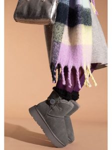 Gooce Skórzane botki zimowe "Crestone" w kolorze szarym rozmiar: 39. Szare botki Gooce, na zimę, bez wzorów, ze skóry, bez obcasa, na platformie, bez zapięcia. Za 217,99 zł.