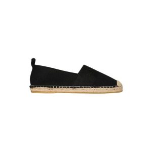 Płócienne espadryle damskie Superdry. Czarne espadryle Superdry, bez wzorów, z koronki, bez obcasa. Za 273,55 zł.