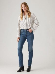Levi's Dżinsy "724" - Slim fit - w kolorze niebieskim rozmiar: W26/L28. Niebieskie jeansy Levi's®, z aplikacjami, ze skóry, z podwyższonym stanem. Za 247,69 zł.