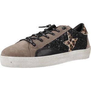 Buty CETTI C1342SRA INV26 Czarny. Czarne buty trekkingowe QUERCETTI, ze skóry, bez zapięcia. Za 489,59 zł.