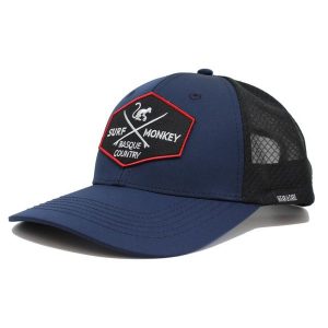 Czapka trucker górska i trekkingowa – Dry-Tech – wodoodporna (Niebieski). Niebieskie czapki SURF MONKEY, z aplikacjami, z materiału, sportowe. Za 135,96 zł.
