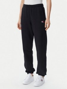 Tommy Jeans Spodnie dresowe Badge DW0DW20679 Czarny Regular Fit. Czarne spodnie dresowe Tommy Jeans, xl, bez wzorów, z bawełny. Za 219,99 zł.