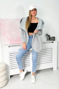 Bluza z krótkim suwakiem szara. Szare bluzy KESI, l, bez wzorów, z bawełny, bez kaptura. Za 355,46 zł.