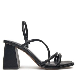 Sandały Call It Spring. Czarne sandały Call it Spring, bez wzorów, bez obcasa, na słupku, bez zapięcia. Za 149,99 zł.