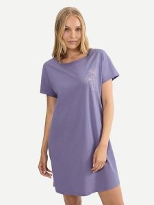 Triumph Koszula nocna 10221117 Fioletowy Relaxed Fit. Fioletowe koszule nocne Triumph, bez wzorów, z bawełny, bez ramiączek. Za 69,00 zł.