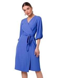 Stylove Sukienka w kolorze niebieskim rozmiar: M. Niebieskie sukienki Stylove, m, bez wzorów, z tkaniny, bez kołnierzyka, bez ramiączek, midi, kopertowe. Za 237,17 zł.