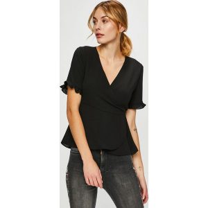 Trendyol - Top. T-shirty marki Trendyol. W wyprzedaży za 49,90 zł.