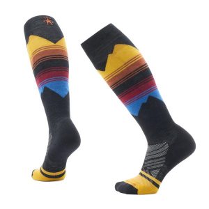 Skarpety narciarskie damskie Smartwool Ski Targeted Cushion Pattern OTC. Czarne skarpetki Smartwool, bez wzorów. W wyprzedaży za 128,65 zł.