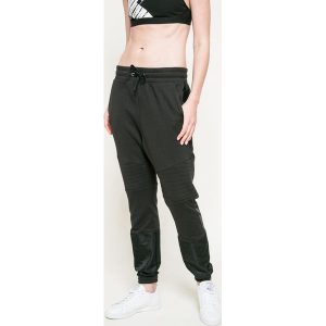 Reebok - Spodnie. Spodnie dresowe marki Reebok. W wyprzedaży za 149,90 zł.
