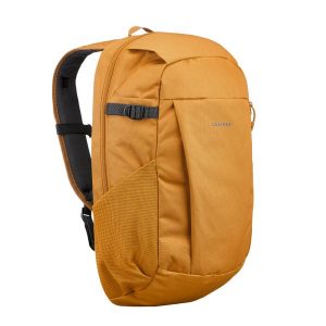 Plecak turystyczny Quechua Arpenaz NH100 20 litrów. Fioletowe plecaki QUECHUA. Za 59,99 zł.