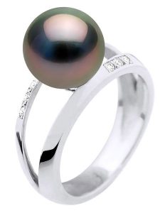 ATELIERS SAINT GERMAIN Złoty pierścionek z diamentami i perłą rozmiar: 56. Białe pierścionki ATELIERS SAINT GERMAIN, z diamentem, złote. Za 3 871,99 zł.