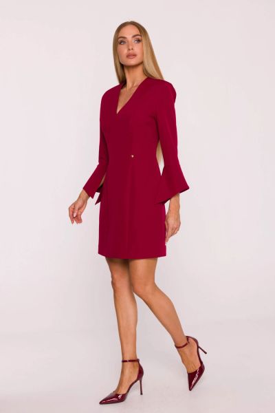 Elegancka sukienka trapezowa mini bordowa. Czerwone sukienki MOE, na spotkanie biznesowe, s, bez wzorów, eleganckie, bez kołnierzyka, bez ramiączek, mini, ołówkowe. Za 379,00 zł.
