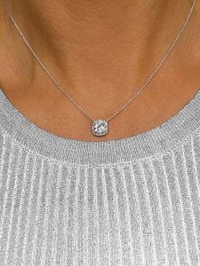 Les Favorites Srebrny naszyjnik z elementem ozdobnym - dł. 40 cm rozmiar: onesize. Szare naszyjniki Les Favorites, z cyrkonią, srebrne. Za 82,99 zł.