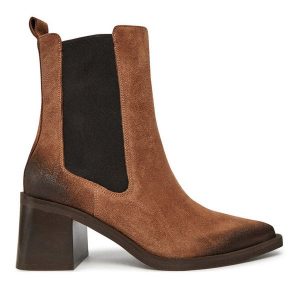 Botki R.Polański. Brązowe botki R.Polański, bez wzorów, bez obcasa, na słupku, bez zapięcia. Za 379,99 zł.