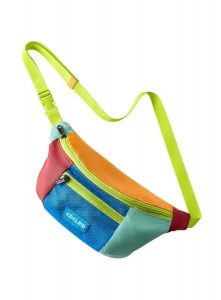 Nerka Edelrid Dirt Bag. Zielone nerki i saszetki EDELRID, bez wzorów, z materiału. Za 100,09 zł.
