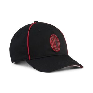 Czapka z daszkiem AC Milan KING PUMA. Czarne czapki Puma, bez wzorów, z bawełny, sportowe. Za 79,99 zł.