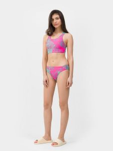 4F Dół od bikini damski XS. Bikini 4f, bez wzorów, z materiału. W wyprzedaży za 14,99 zł.