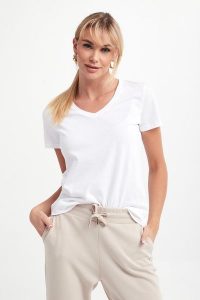 T-shirt damski JOOP!. T-shirty JOOP!, xxs, bez wzorów, bez kołnierzyka, bez ramiączek. W wyprzedaży za 191,20 zł.