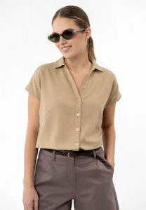 Koszula z lnem C-GUARE. Brązowe koszule Volcano, uniwersalny, bez wzorów, ze lnu, bez kołnierzyka, bez ramiączek. Za 119,99 zł.