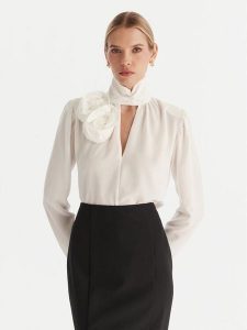 ACCESS FASHION Bluzka 54-2063-171 Biały Regular Fit. Białe bluzki ACCESS FASHION, bez wzorów, z syntetyku, bez kołnierzyka, bez ramiączek. Za 279,99 zł.