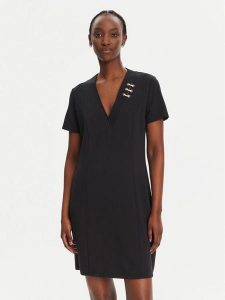 Liu Jo Sport Sukienka codzienna TA5290 J4869 Czarny Regular Fit. Czarne kombinezony Liu Jo Sport, na co dzień, xs, bez wzorów, z syntetyku, sportowe, bez kołnierzyka, bez ramiączek, proste. Za 419,99 zł.