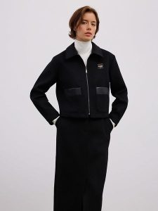 BGN Kurtka przejściowa w kolorze czarnym rozmiar: 38. Czarne kurtki BGN, bez wzorów, z wełny, bez kaptura. Za 173,99 zł.