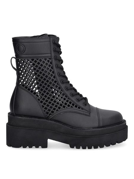 Liu Jo Botki w kolorze czarnym rozmiar: 36. Czarne botki Liu Jo, bez wzorów, bez obcasa, bez zapięcia. Za 231,68 zł.