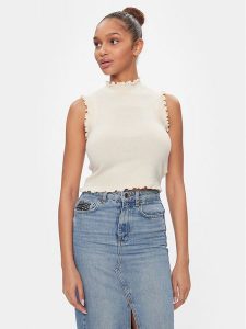 Vero Moda Bluzka Gold 10297855 Beżowy Slim Fit. Brązowe bluzki Vero Moda, xs, bez wzorów, z syntetyku, bez kołnierzyka, bez ramiączek. Za 59,99 zł.