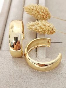 Nakkash Pozłacane kolczyki-kreole rozmiar: onesize. Żółte kolczyki Nakkash, pozłacane. Za 19,58 zł.