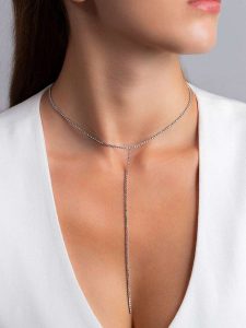 Lodie Silver Naszyjnik z elementami ozdobnymi rozmiar: onesize. Szare naszyjniki Lodie Silver, z cyrkonią, metalowe. Za 78,99 zł.