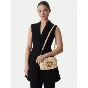 Torebka LOVE MOSCHINO. Brązowe torebki klasyczne LOVE MOSCHINO, bez wzorów, bez dodatków. Za 673,99 zł.