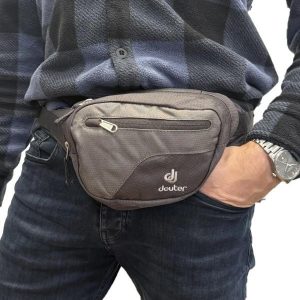 Nerka saszetka na dokumenty i pieniądze Deuter Organizer Belt. Nerki i saszetki Deuter, bez wzorów, z materiału. Za 131,99 zł.