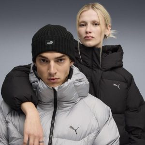 Prążkowana czapka beanie Essentials PUMA. Czarne czapki Puma, bez wzorów, prążkowane, eleganckie. Za 79,00 zł.