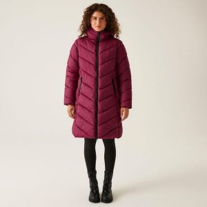 Andia II damska turystyczna pikowana kurtka. Czerwone kurtki Regatta, bez wzorów, z puchu, bez kaptura. Za 229,99 zł.