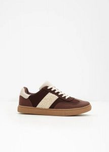 Sneakersy w stylu retro. Brązowe buty sportowe bonprix, bez wzorów, bez zapięcia. Za 124,99 zł.