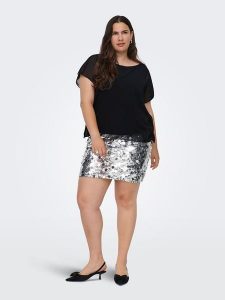 ONLY Carmakoma Bluzka w kolorze czarnym rozmiar: 54. Czarne bluzki Only Carmakoma, bez wzorów, bez kołnierzyka, bez ramiączek. Za 87,61 zł.